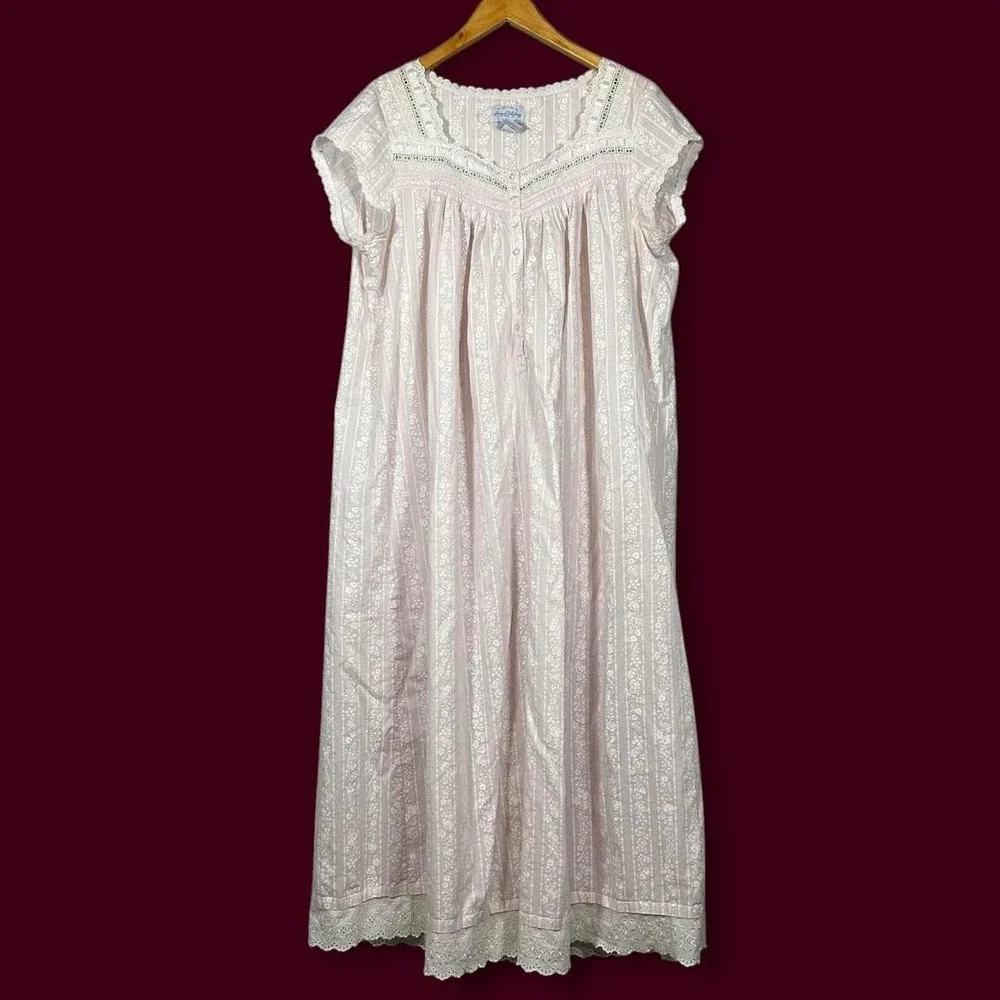 Vintage Lanz of Salzburg Floral Lace Short Sleeve Nightgown Embroidered Womens L
